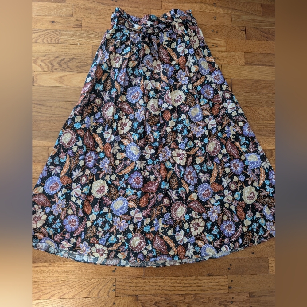 NWT Ann Taylor Floral Aline Skirt
